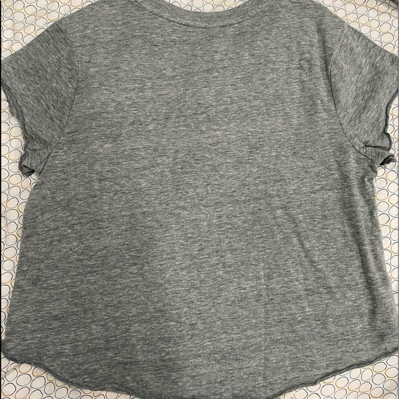 grey top - Picture 2 of 2